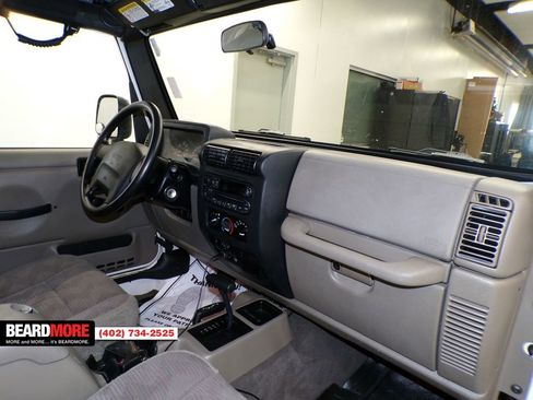 Used 2004 Jeep Wrangler X w/ Convenience Group image 15