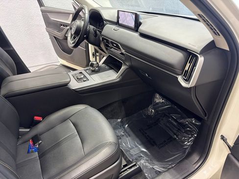 Used 2024 MAZDA CX-90 Plug-In Hybrid w/ Premium Pkg AWD/4WD image 37