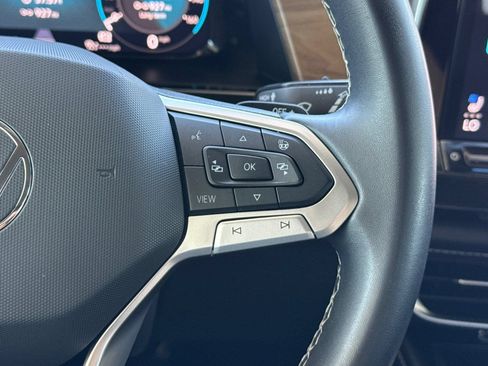 Used 2024 Volkswagen Atlas SE AWD/4WD image 37