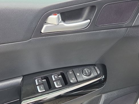 Used 2020 Kia Sportage EX FWD image 13