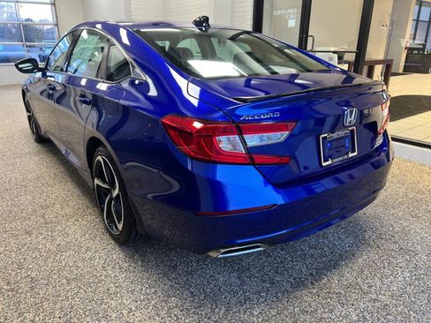 Used 2022 Honda Accord Sport Special Edition image 4