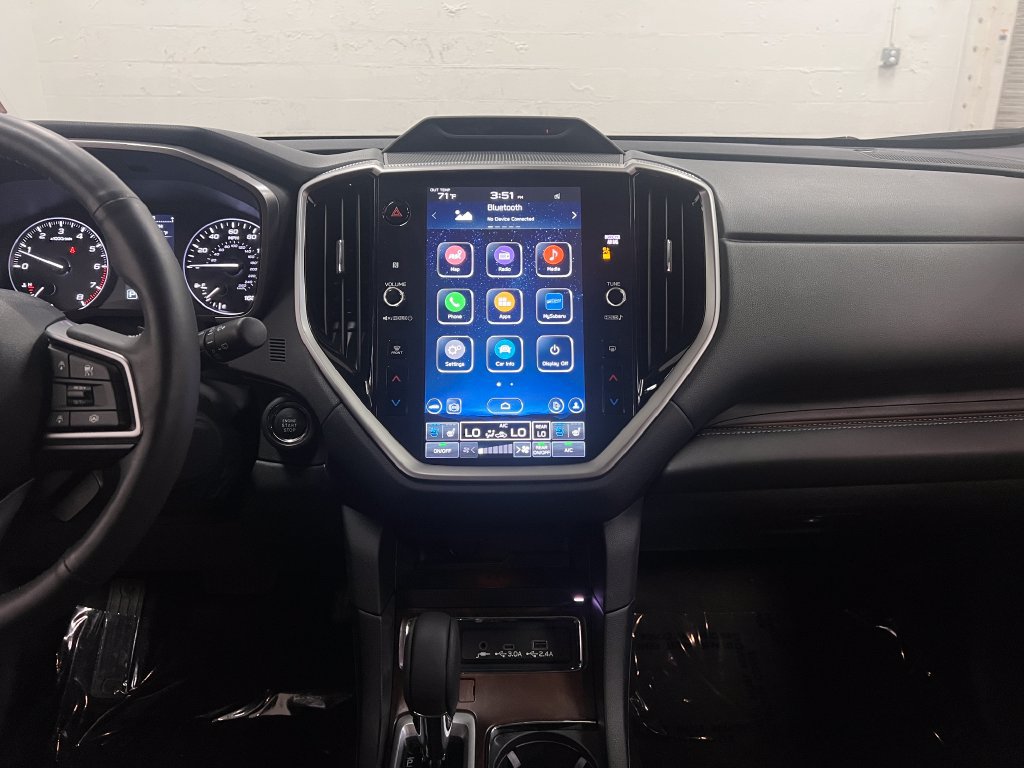 Certified 2025 Subaru Ascent Touring AWD/4WD image 18