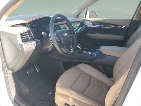 Used 2024 Cadillac XT6 Sport w/ Platinum Package image 18