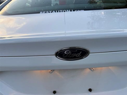 Used 2014 Ford Fusion SE FWD image 31
