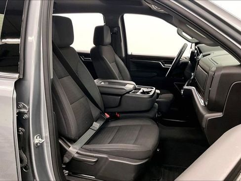Used 2025 GMC Sierra 1500 SLE AWD/4WD image 8