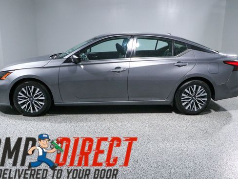 Used 2024 Nissan Altima 2.5 SV FWD image 10