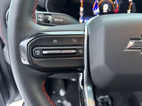 Used 2023 Chevrolet Colorado Z71 image 30