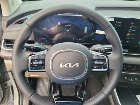 New 2026 Kia Carnival SX FWD image 17