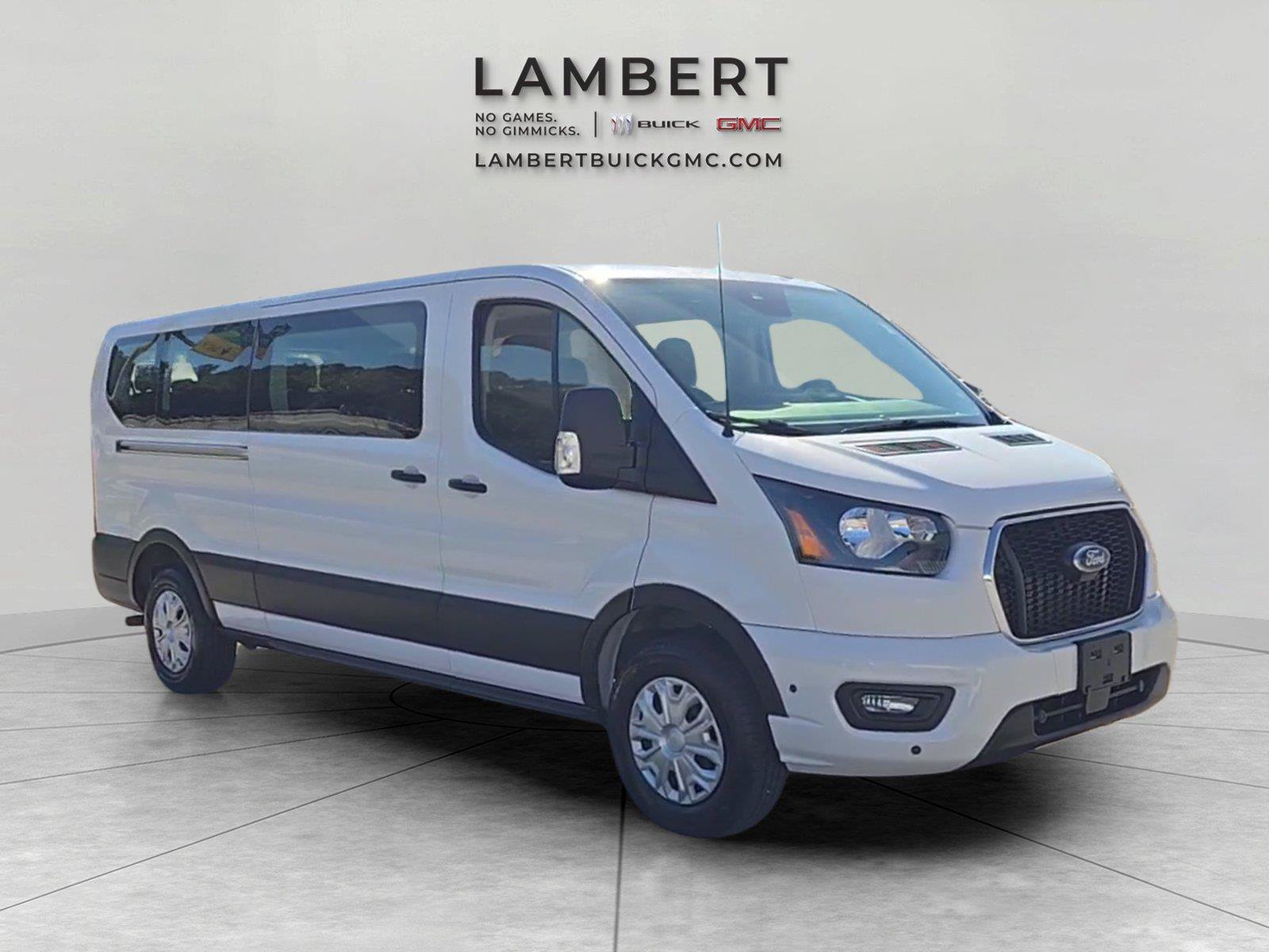 Used 2025 Ford Transit 350 XLT RWD image 7