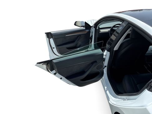 Certified 2023 Tesla Model 3 Long Range AWD/4WD image 10
