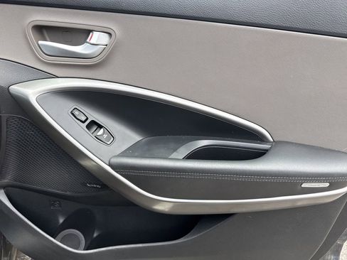 Used 2017 Hyundai Santa Fe FWD w/ SE Ultimate Tech Package 03 image 7