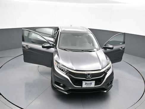 Used 2020 Honda HR-V Sport image 45