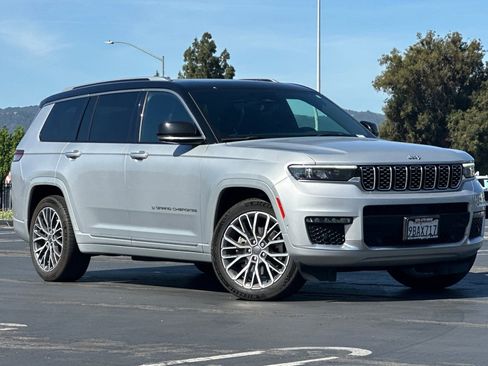 Used 2022 Jeep Grand Cherokee L Summit AWD/4WD image 2