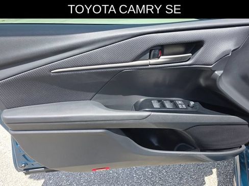 Used 2025 Toyota Camry SE w/ Convenience Package FWD image 24