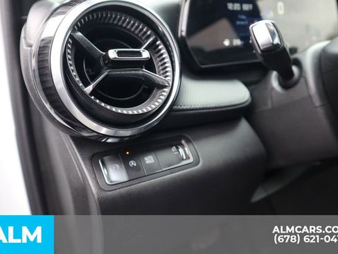 Used 2025 Chevrolet Equinox LT w/ Convenience Package II image 16