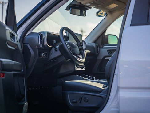 Certified 2025 Ford Bronco Sport Outer Banks w/ Outer Banks Tech Package+ image 19