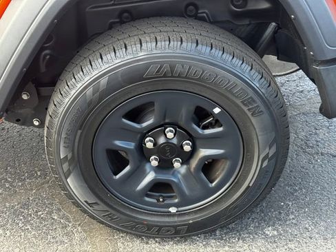 Certified 2019 Jeep Wrangler Unlimited Sport image 11