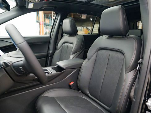 New 2026 Jeep Cherokee Overland image 25