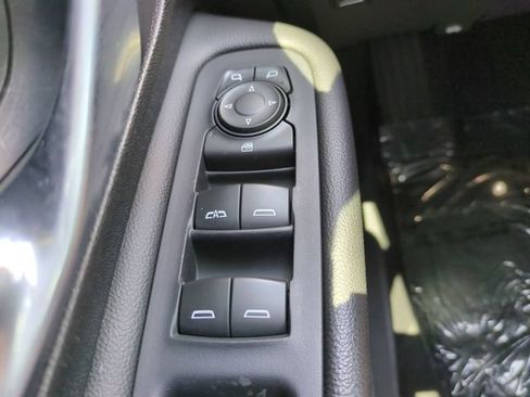 Used 2018 GMC Terrain SLT w/ Preferred Package FWD image 27