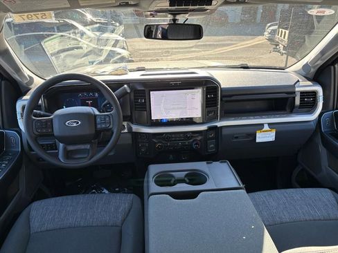 New 2026 Ford F250 XLT w/ XLT Premium Package image 6