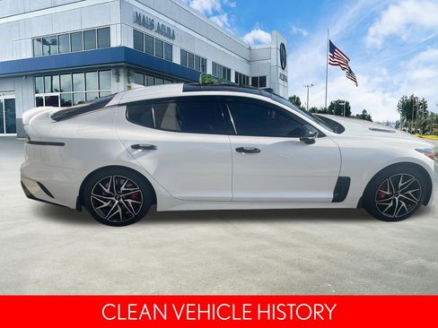 Used 2023 Kia Stinger GT-Line w/ Sun & Sound Package image 4