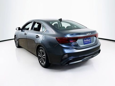 Used 2023 Kia Forte LXS w/ LXS Technology Package image 6