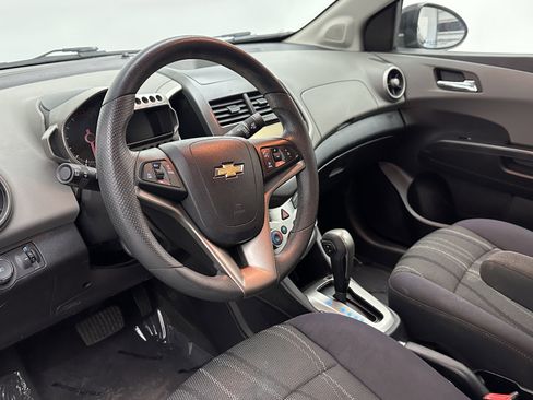 Used 2015 Chevrolet Sonic LT w/ Wheels and Fog Lamp Package image 7