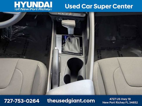 Used 2024 Hyundai Elantra SEL FWD image 19