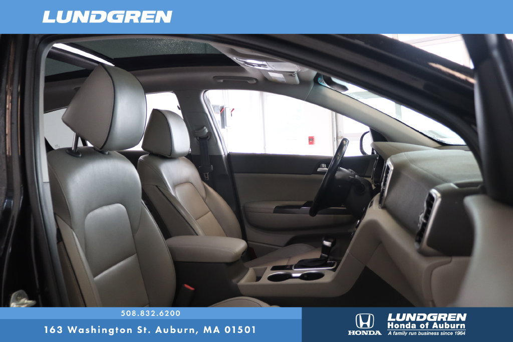 Used 2017 Kia Sportage EX w/ EX Premium Package AWD/4WD image 16