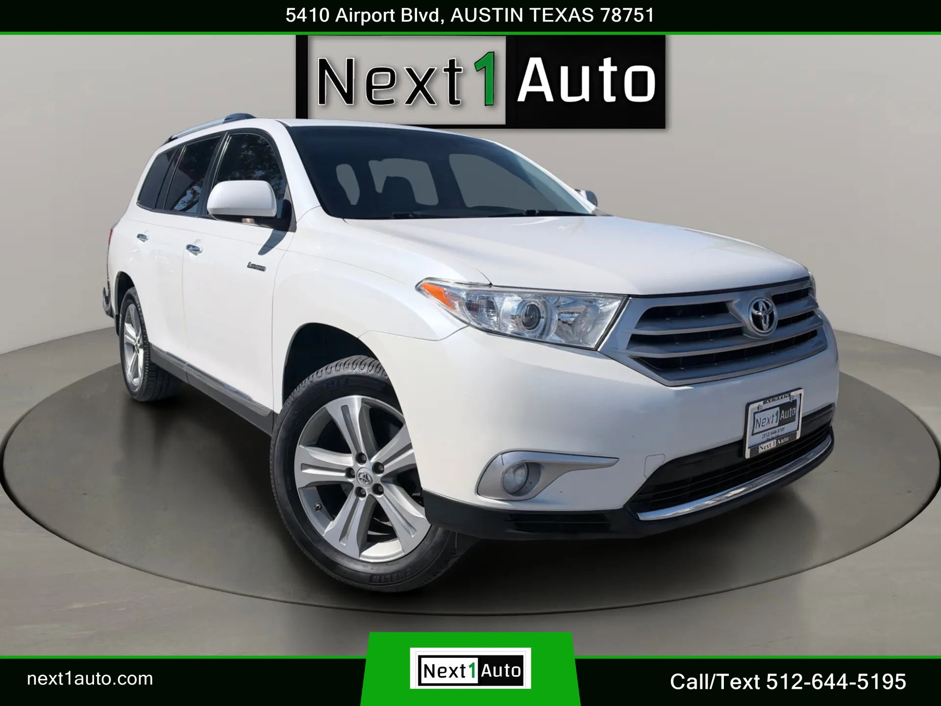 Used 2012 Toyota Highlander Limited w/ Tow Pkg AWD/4WD image 3