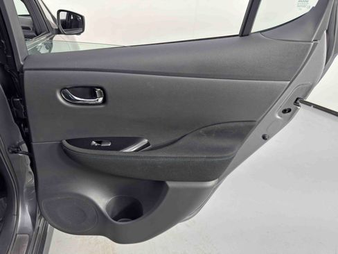 Used 2023 Nissan Leaf SV Plus image 38