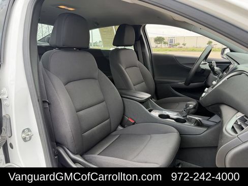 Used 2024 Chevrolet Malibu LT FWD image 29