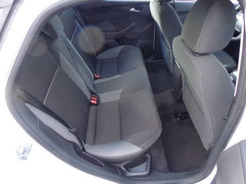 Used 2014 Ford Focus SE image 13
