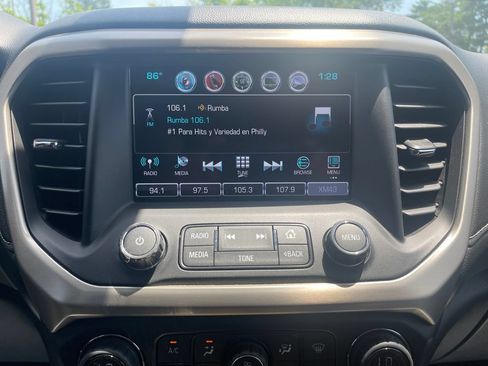 Used 2019 GMC Acadia Denali w/ Technology Package AWD/4WD image 22