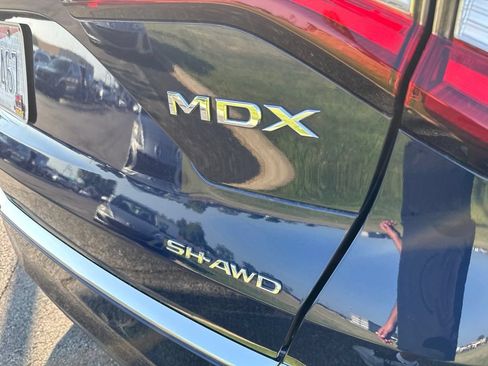 Used 2024 Acura MDX SH-AWD w/ Technology Package image 11
