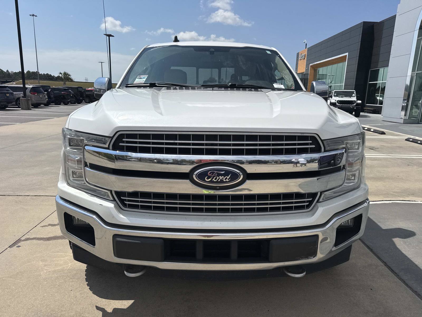 Used 2019 Ford F150 Lariat w/ Equipment Group 502A Luxury AWD/4WD image 2