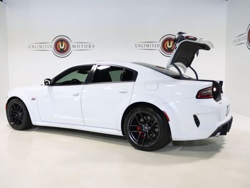 Used 2022 Dodge Charger Scat Pack RWD image 33