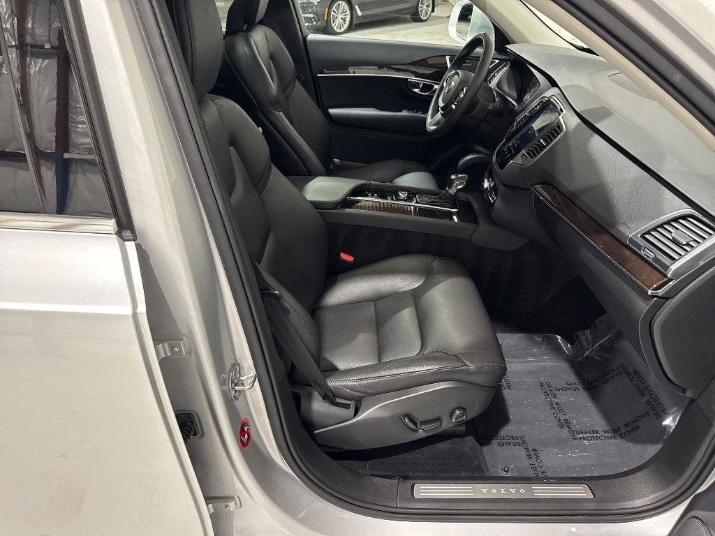 Used 2019 Volvo XC90 T6 Momentum w/ Protection Package AWD/4WD image 56