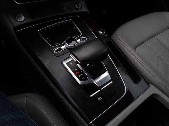 Used 2019 Audi Q5 2.0T Premium Plus w/ Premium Plus Package AWD/4WD image 19