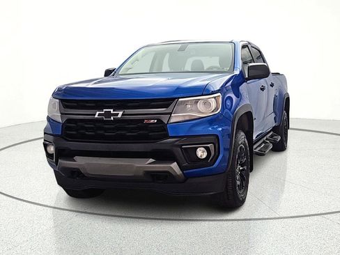 Used 2021 Chevrolet Colorado Z71 AWD/4WD image 9