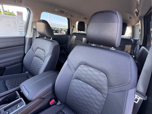 New 2026 Nissan Pathfinder SV image 10