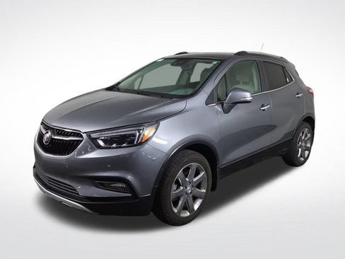 Used 2019 Buick Encore Essence w/ Experience Buick Package AWD/4WD image 2
