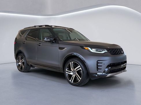 New 2026 Land Rover Discovery Limited Edition image 7