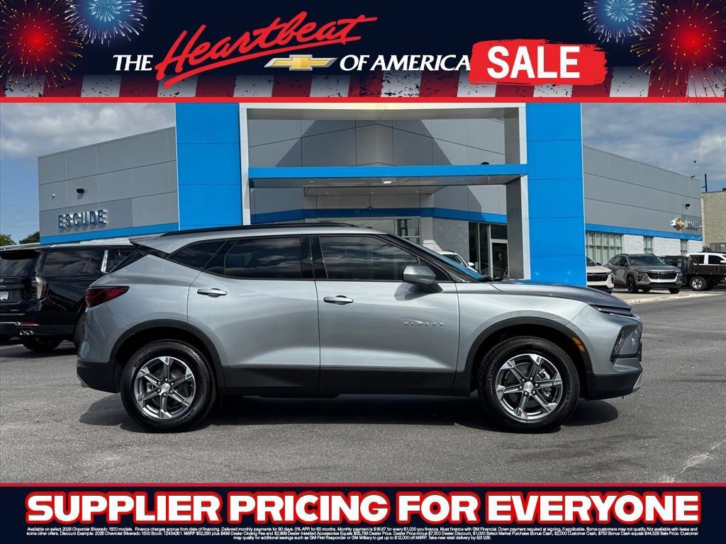 New 2025 Chevrolet Blazer LT w/ Convenience Package FWD image 2