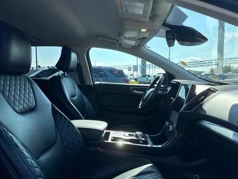 Used 2024 Ford Edge Titanium AWD/4WD image 7