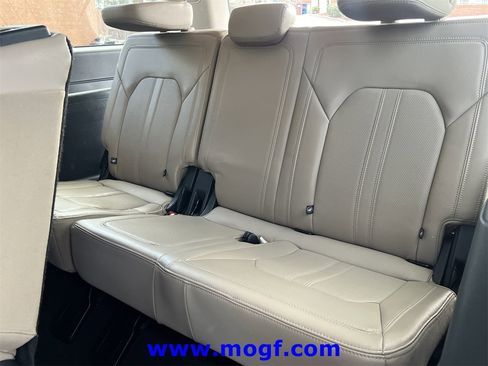 Used 2024 Ford Expedition Max Limited image 24