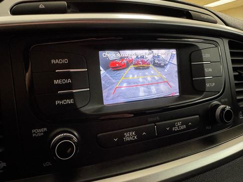 Used 2017 Kia Sorento AWD image 30