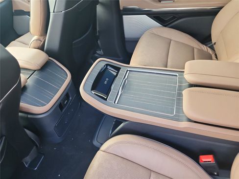 New 2026 Lincoln Navigator Black Label AWD/4WD image 19
