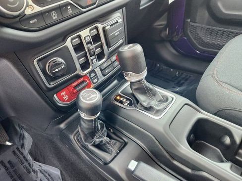 New 2026 Jeep Wrangler Unlimited Rubicon AWD/4WD image 17