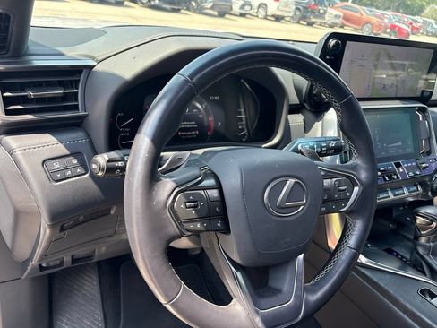 Used 2022 Lexus LX 600 4WD w/ Interior Upgrade Package image 13